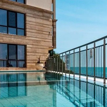 شقة La'bella Cabacum Plaza فارنا